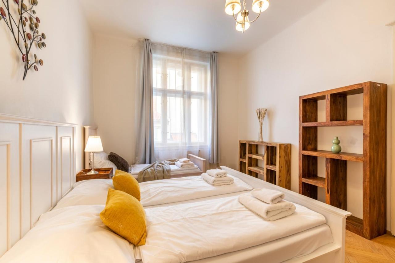 Templova - Old Town Apartments Прага Экстерьер фото