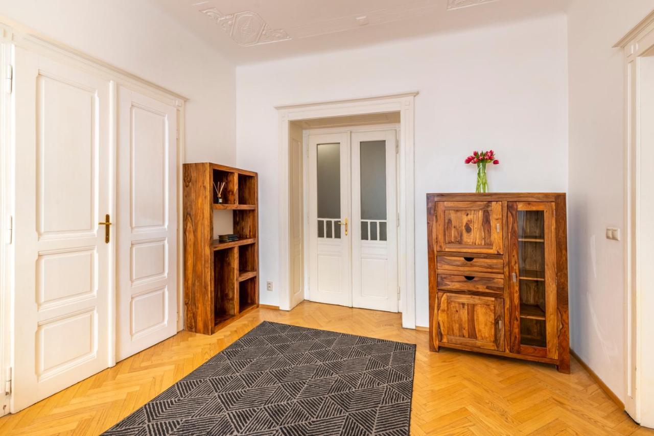 Templova - Old Town Apartments Прага Экстерьер фото